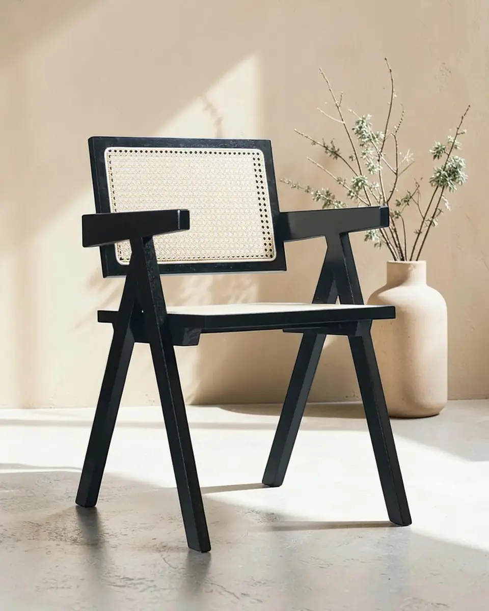 Silla Chandigarh Madera 7