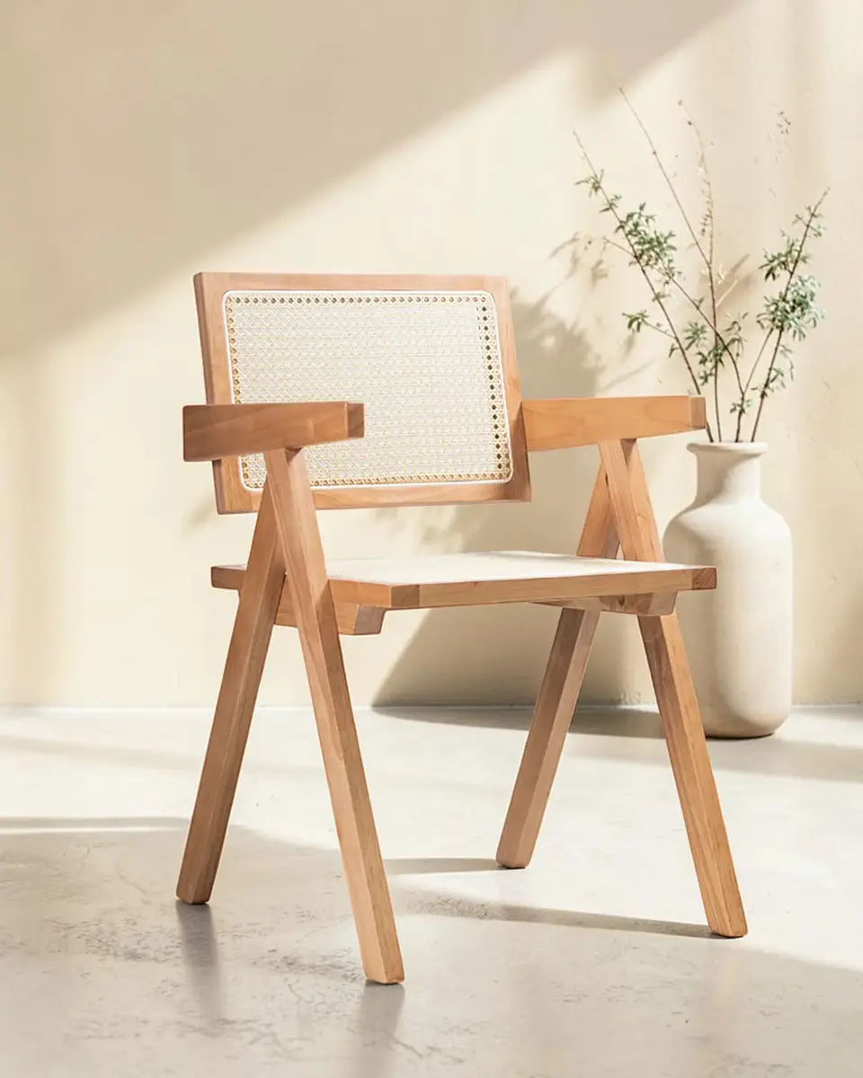 Silla Chandigarh Madera 2