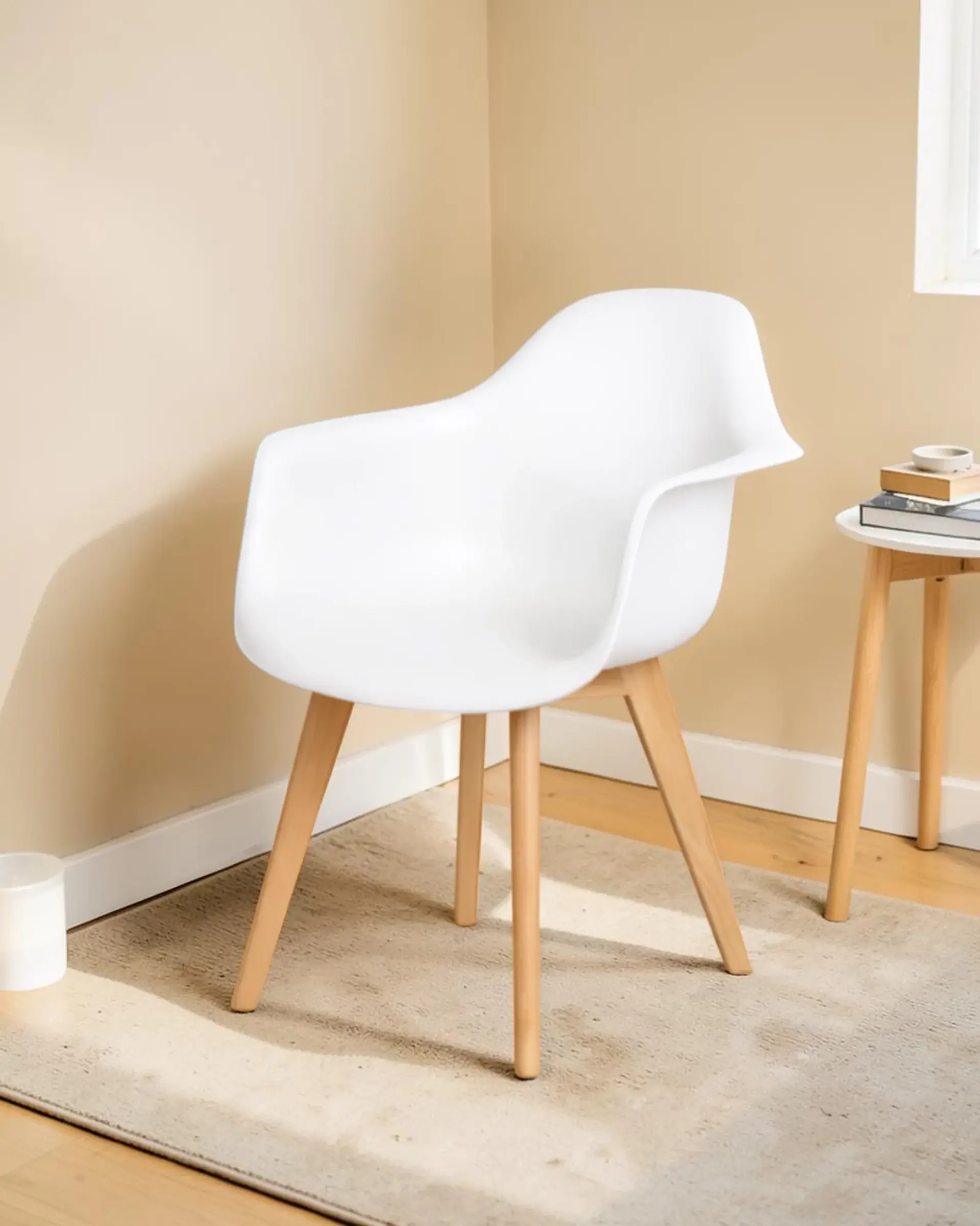 Butaca Eames wood 1