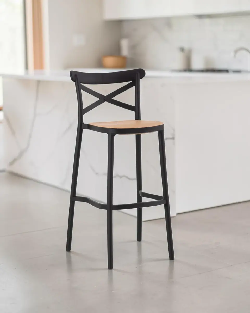 Taburete Danubio Crossback 65 cm 1