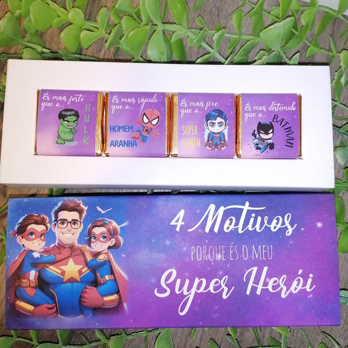 Caixa com 4 napolitanas Chocolate de Leite 3