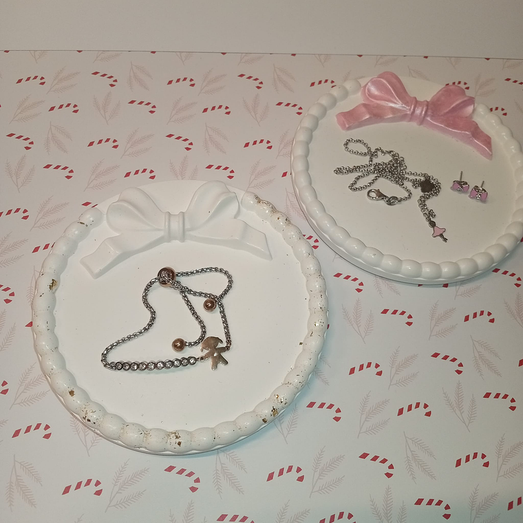 Pousa joias (coração ou redonda laço) 2