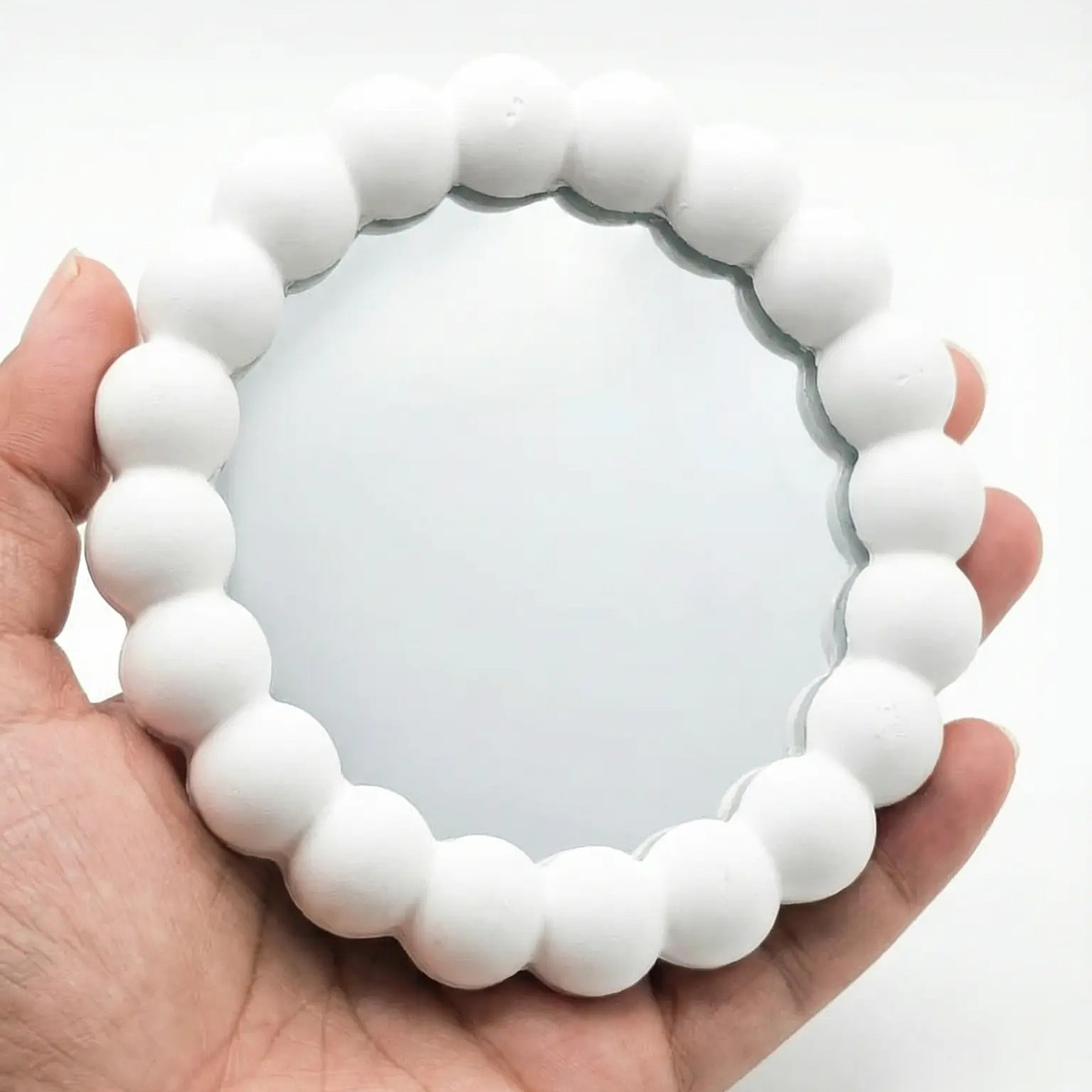 Base Redonda de Gesso com Espelho 1