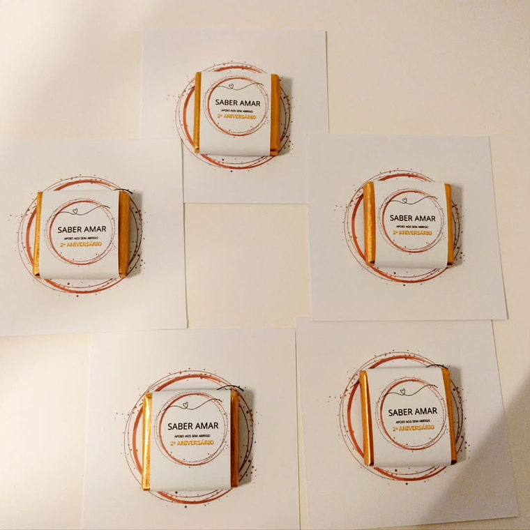 Cartões com napolitana de chocolate de leite 1