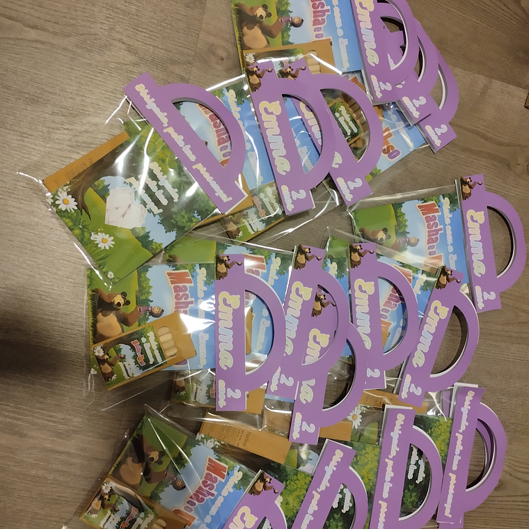 Lembranças mini livro colorir + lápis 5