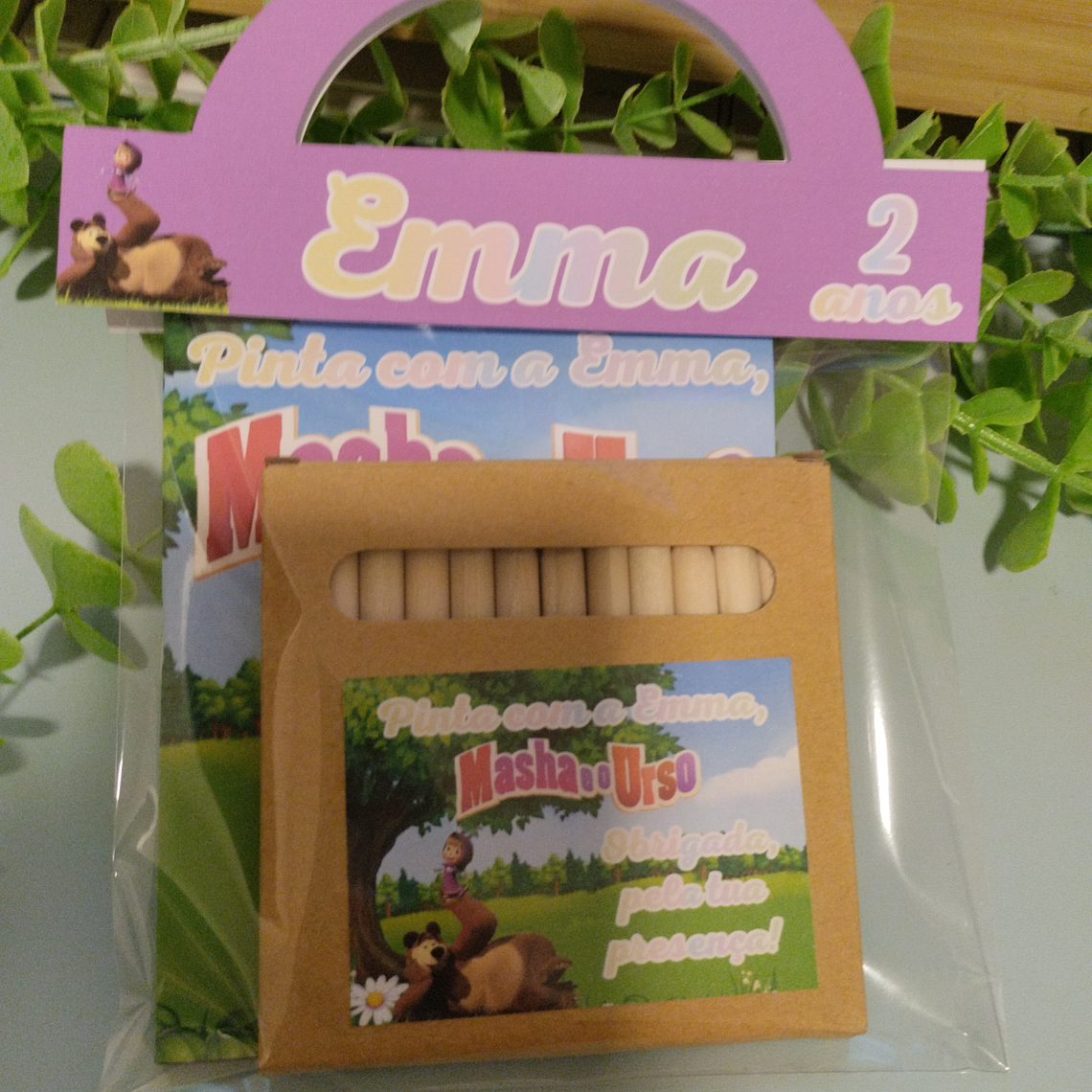 Lembranças mini livro colorir + lápis 1