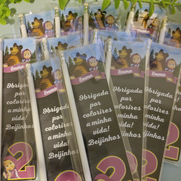 Lápis carvão + marcador de páginas 1