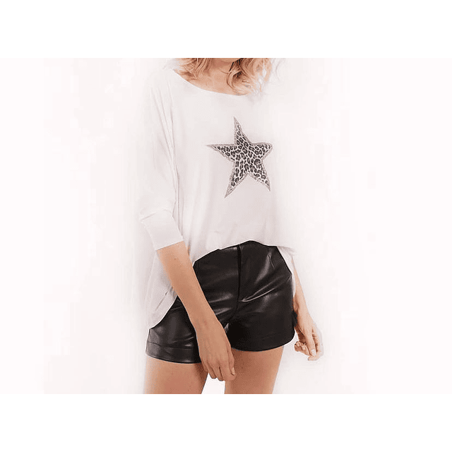 Poleras estrella animal print