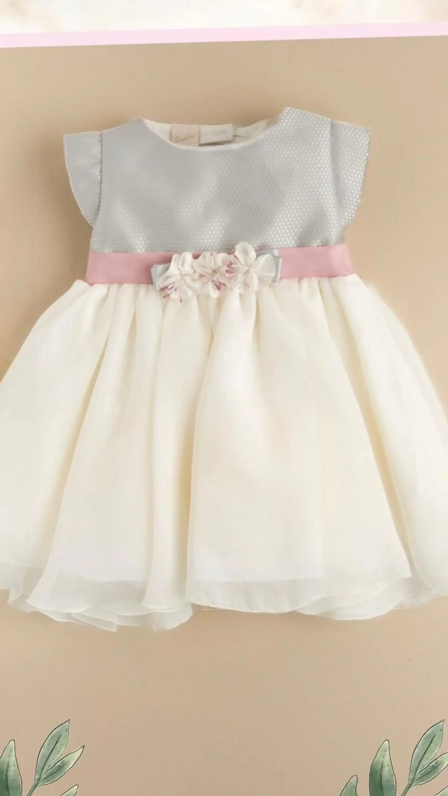 VESTIDO FORMAL PECHO GRIS LAZO ROSA  3