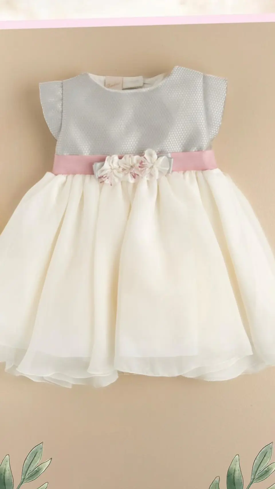 VESTIDO FORMAL PECHO GRIS LAZO ROSA  3
