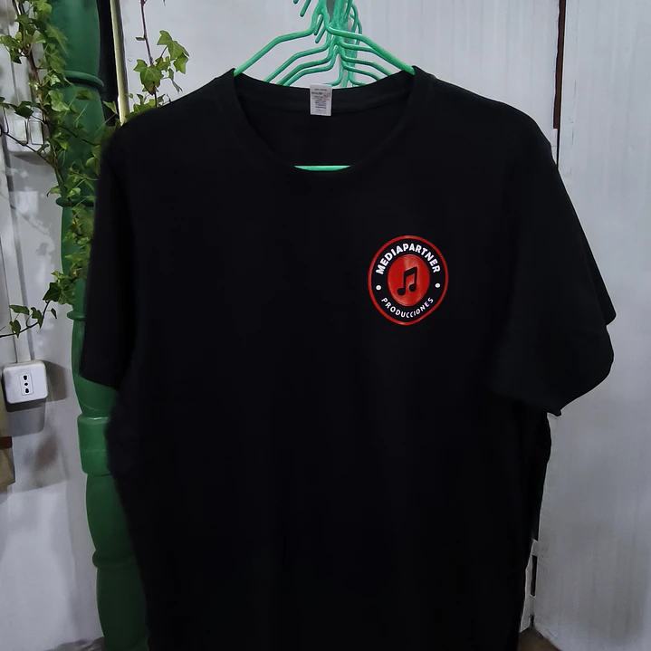 POLERA MANGA CORTA UNISEX 3