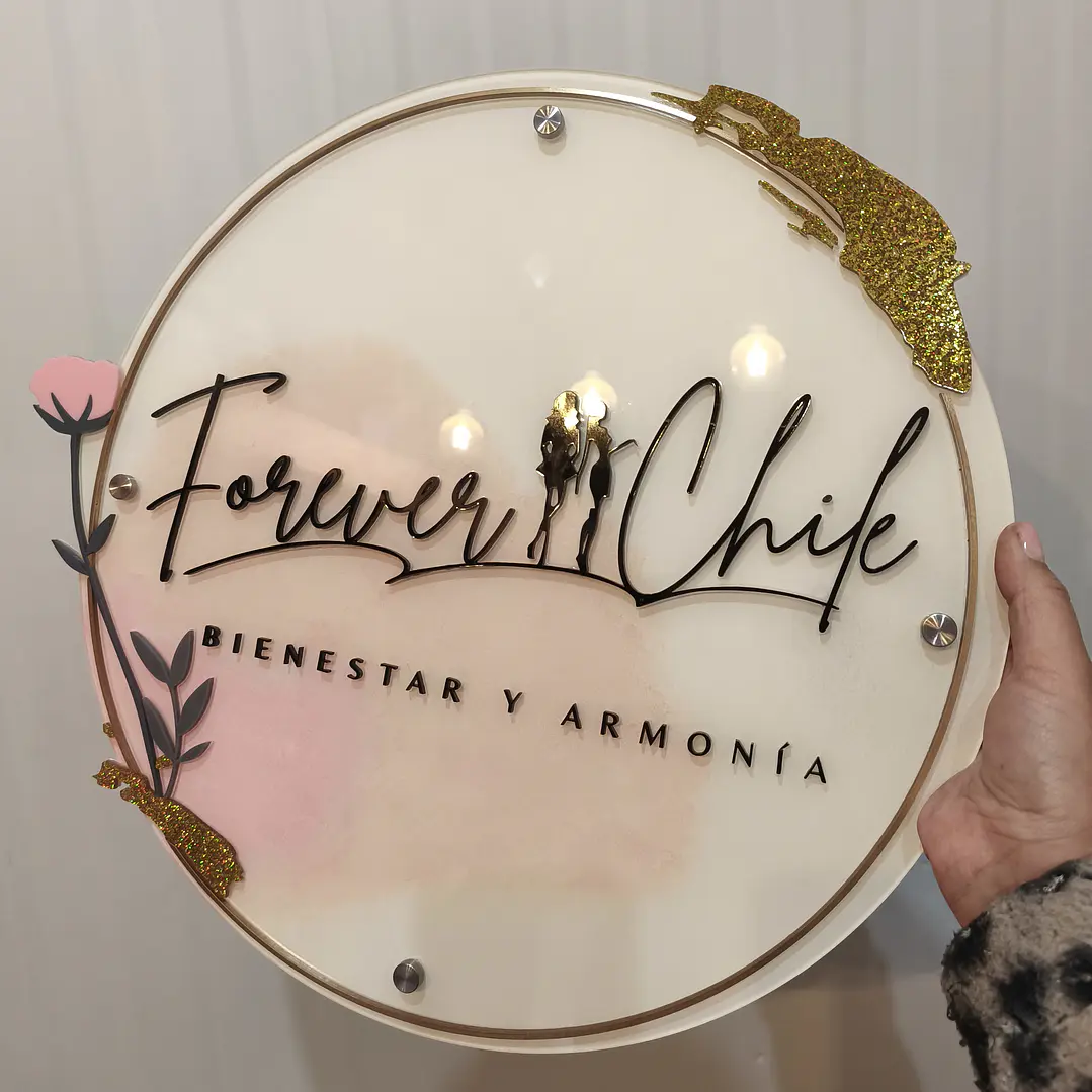 Acrilico forma personalizada 60cm 1