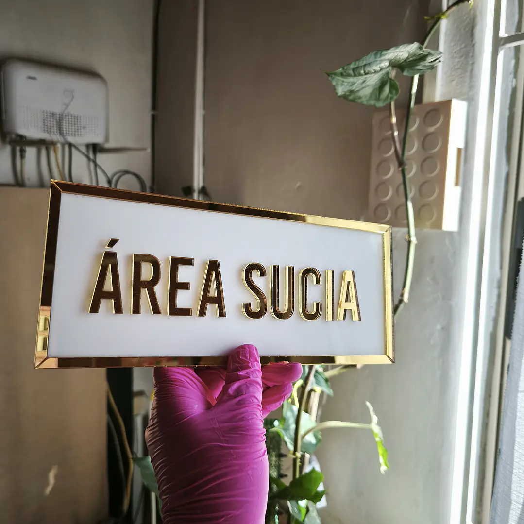 letreros señaleticos área sucia/área limpia/baños/salas 20X10cm 2