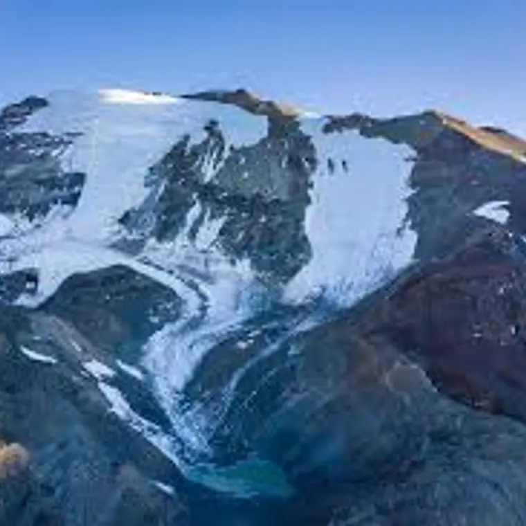 Scenic Helicopter Flight over Santiago and the Andes Mountains 18