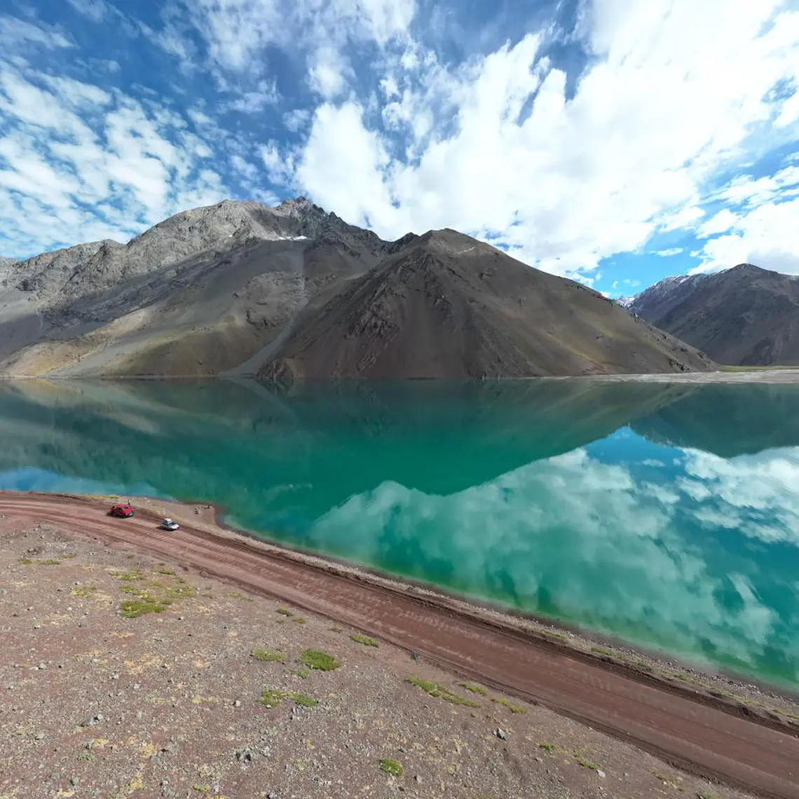 Private Helicopter Flight & Logistics Embalse del Yeso- May 24 7