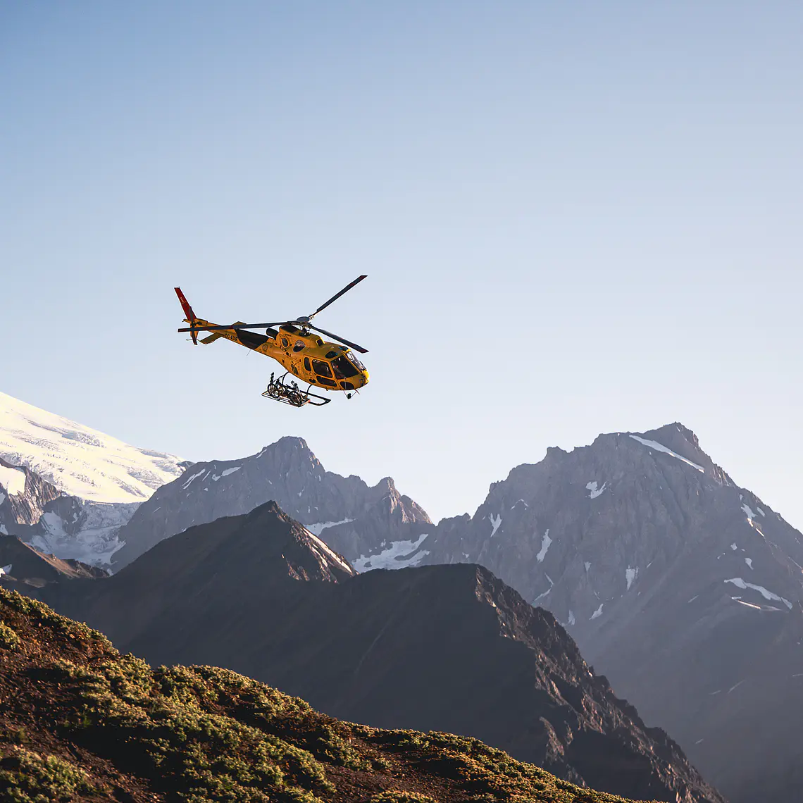 Private Helicopter Flight & Logistics Embalse del Yeso- May 24 10