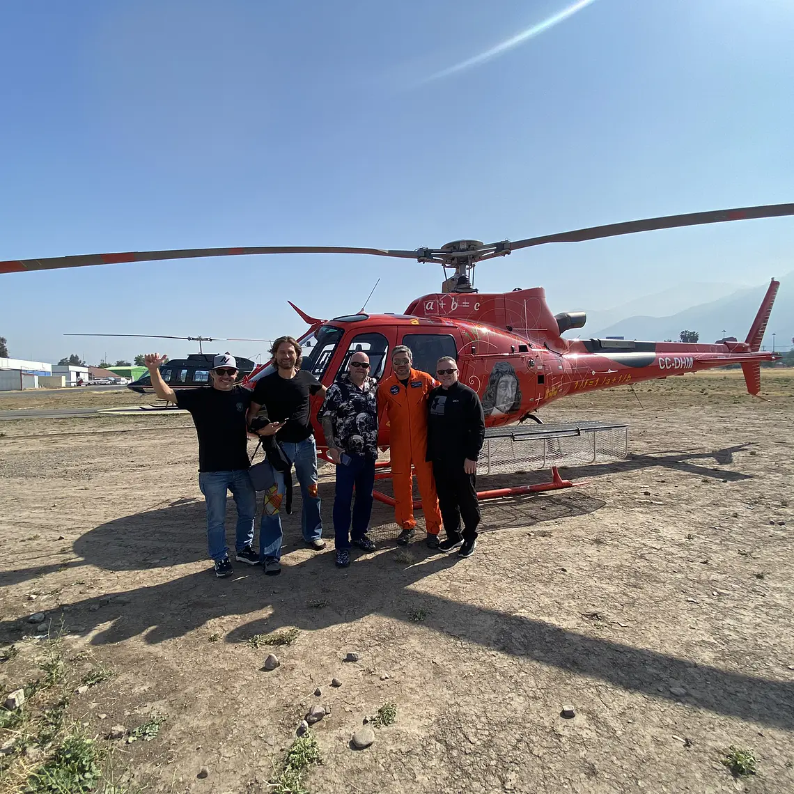 Vuelo Panorámico en Helicóptero 40 minutos por Santiago y Cordillera de los Andes 3