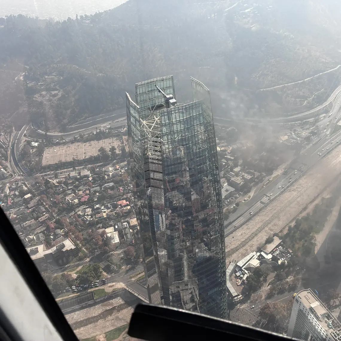 Tour Panoramico en Helicoptero por Santiago de 20 minutos  7