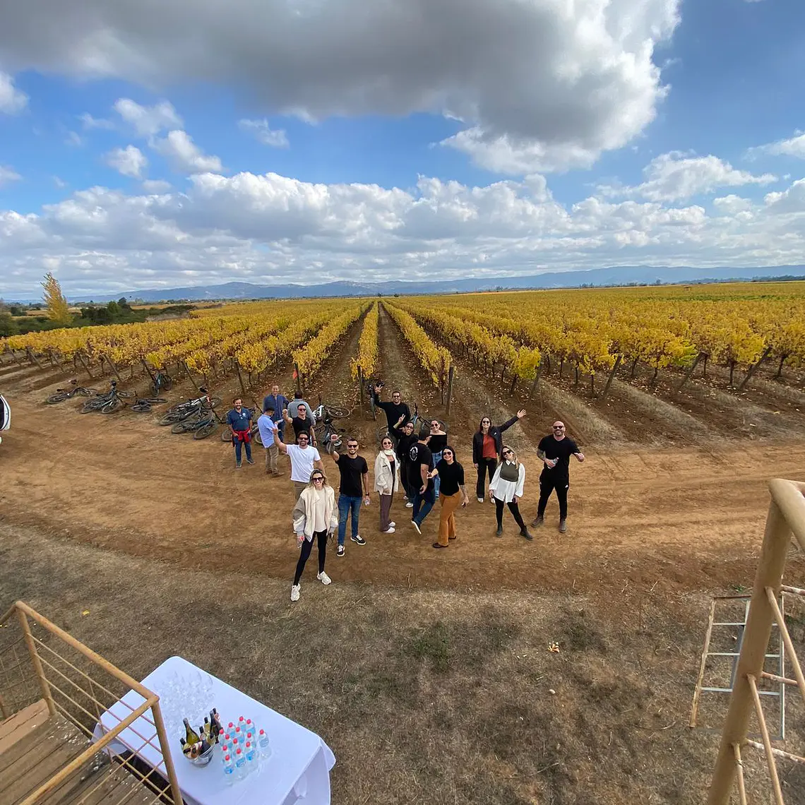 Reservation for 9 passenger bike & vineyard tour  3