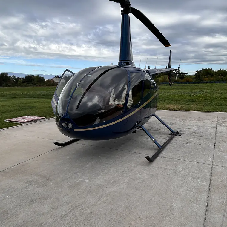 Helicopter transfer to Viña Vik  10