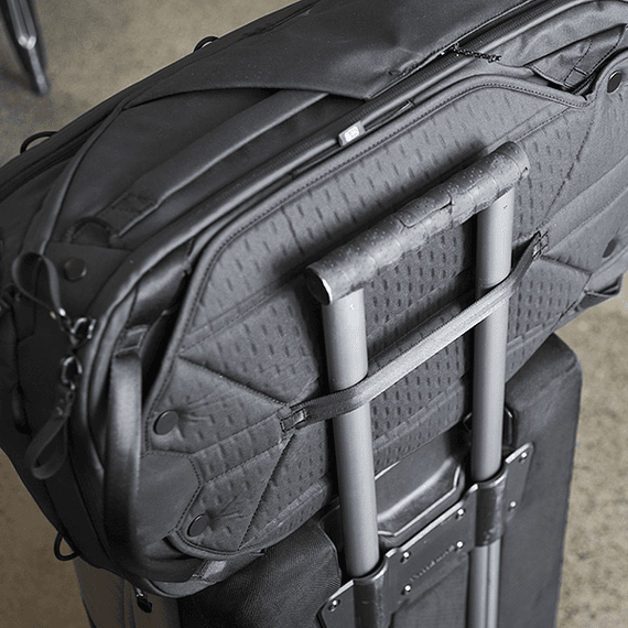 Mochila Peak Design Travel Backpack 45L Negro- Image 23