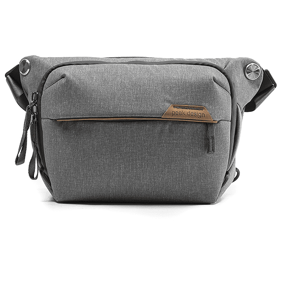 Bolso Peak Design Everyday Sling 3L v2 Gris Claro- Image 1