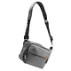 Bolso Peak Design Everyday Sling 3L v2 Gris Claro - Image 3