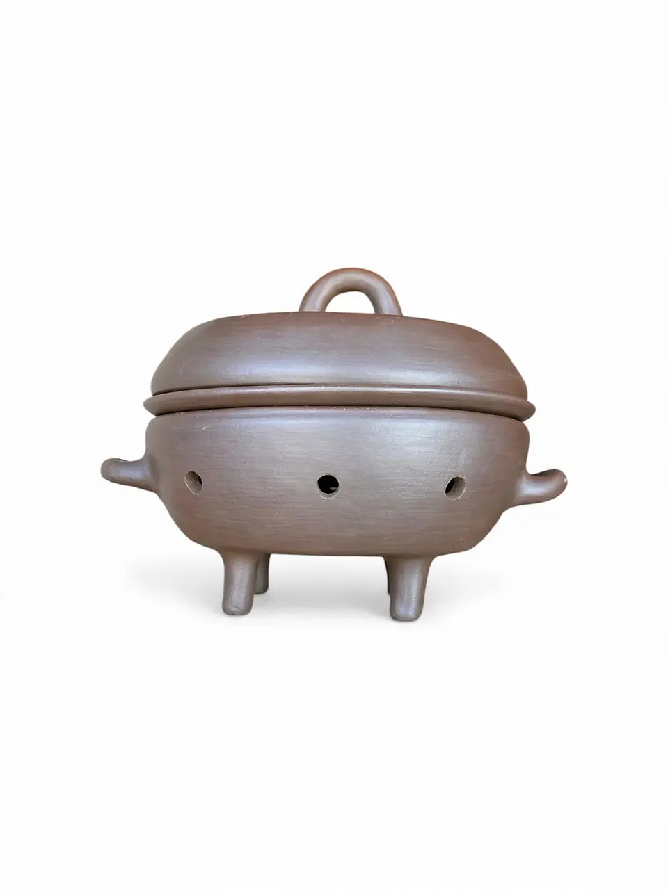 Parrillero mediano de greda hecho a mano 1