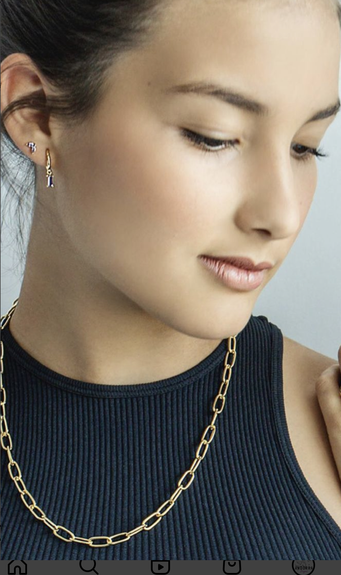 Collar Street gold