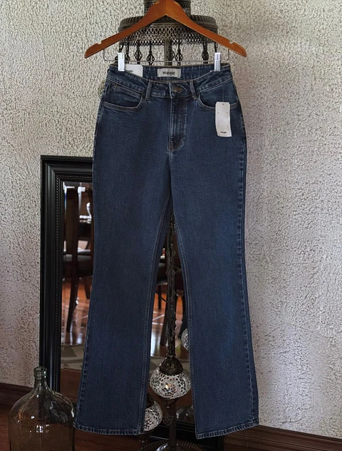 Jeans Wrangler elásticados tiro alto