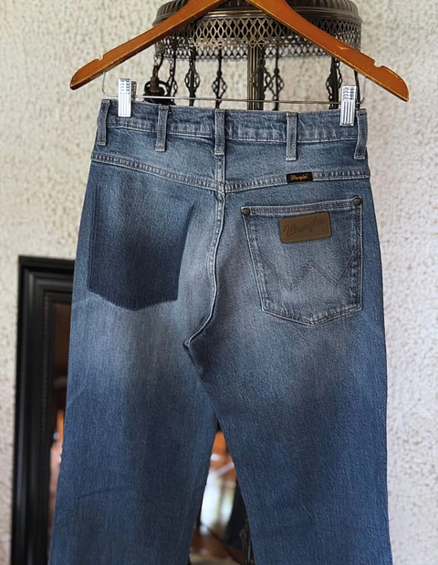 Jeans Wrangler semi elásticados