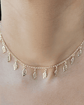 Collar Choker Hojas Caladas Enchapado Oro 18K 42cm