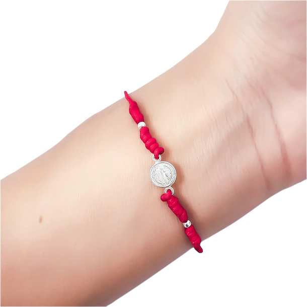 Pulsera Medalla San Benido Plata Fina 925 Nudo Cordón Rojo