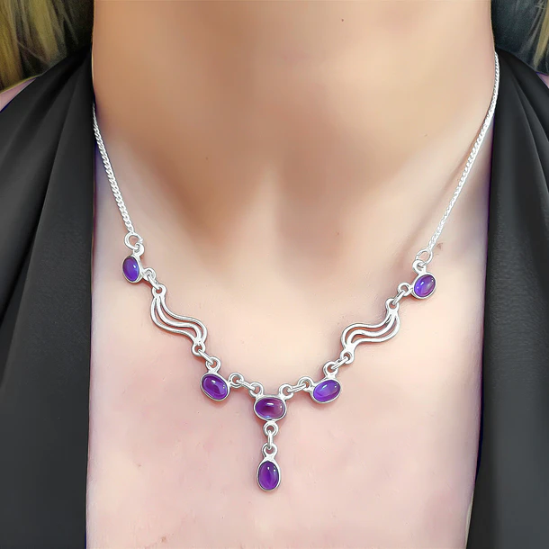 Collar Asmee Amatista Curvas Plata Fina 925
