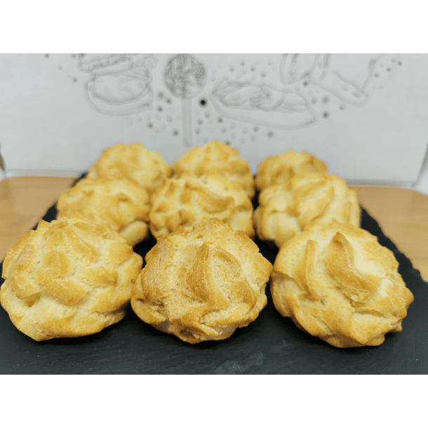 Profiteroles rellenos con manjar 2