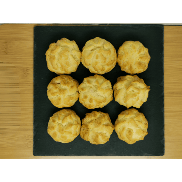 Profiteroles rellenos con manjar 4