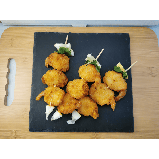 Brochetas de Camarón + salsa. 2