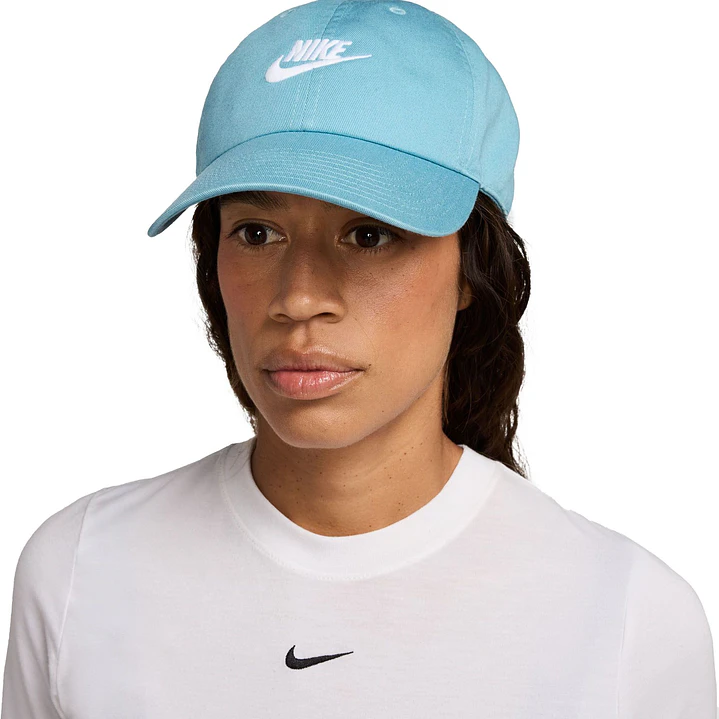 Gorra Nike Futura Club 1