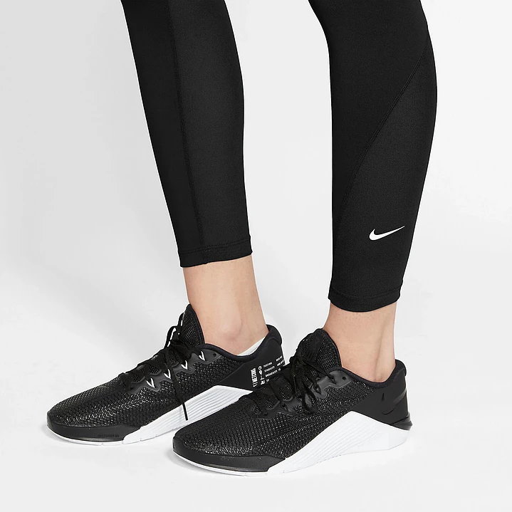 Licra Nike Mid Rise 2.0 7/8  3