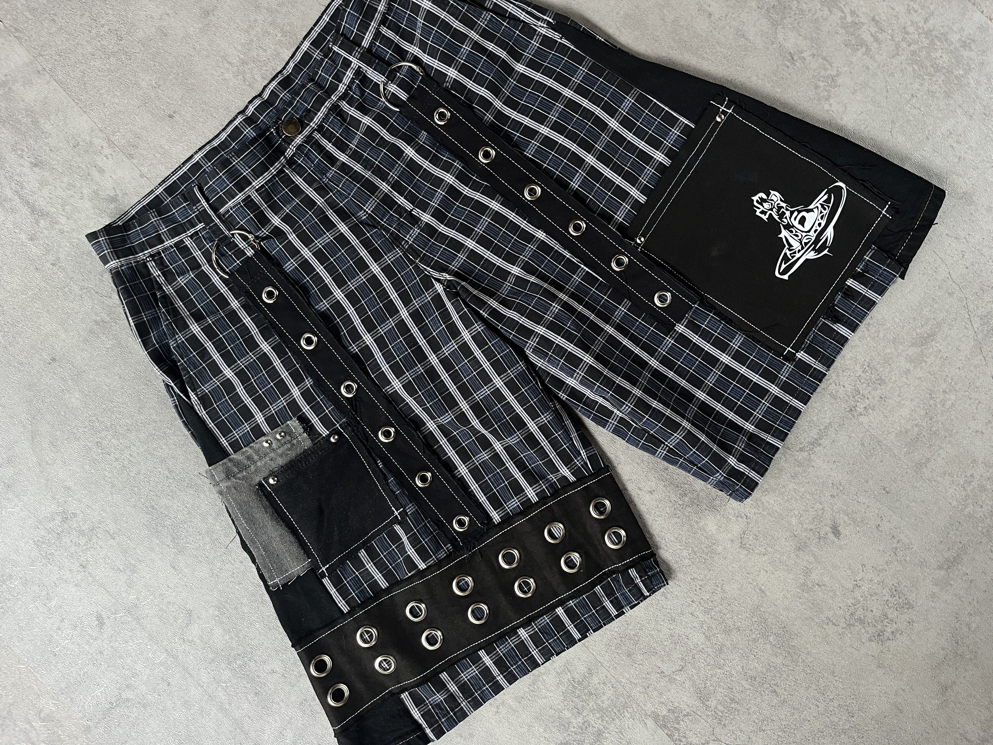 SHORT UPCYCLING | TALLA 42 3