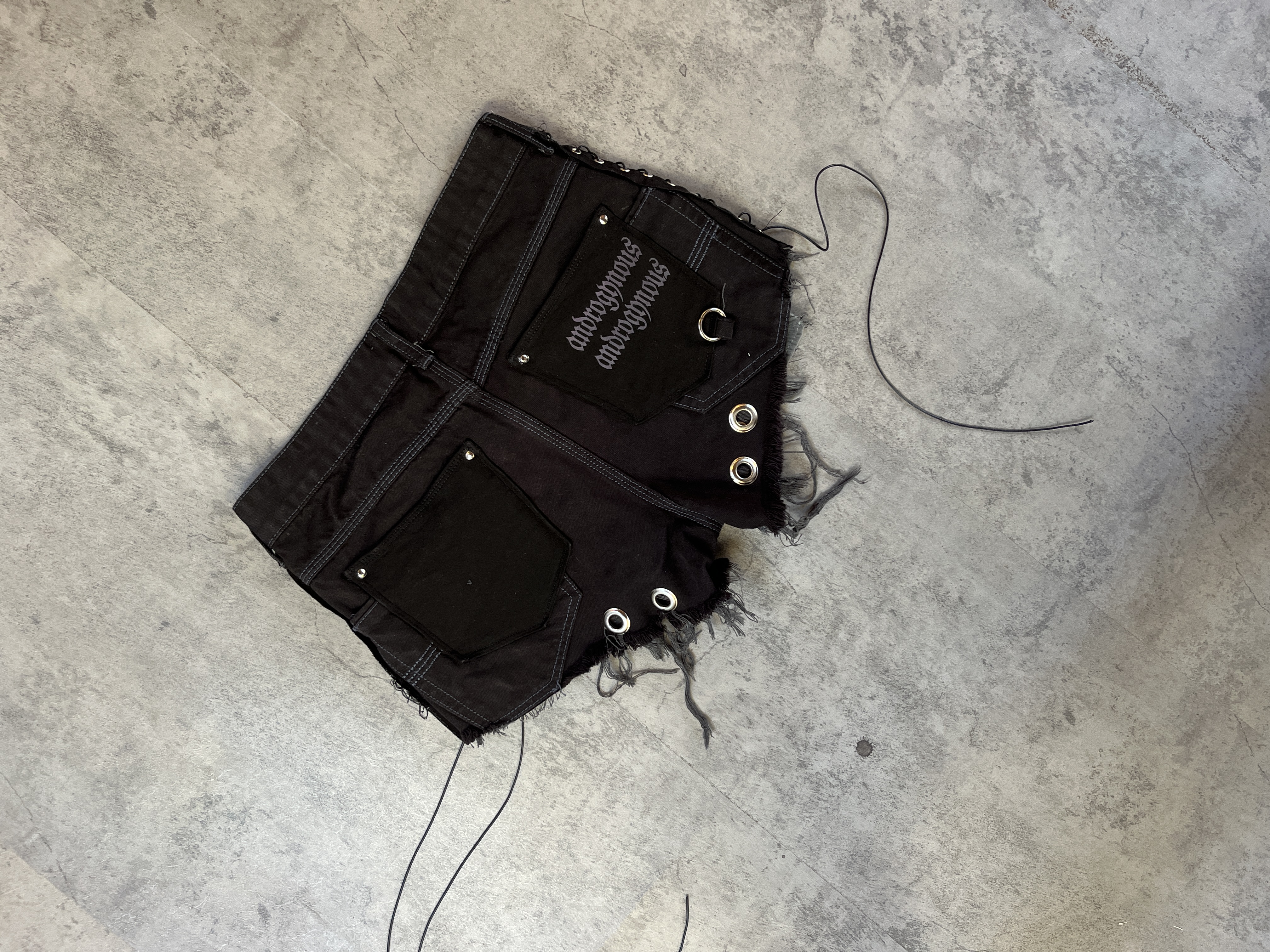 SHORT UPCYCLING | TALLA 40 2