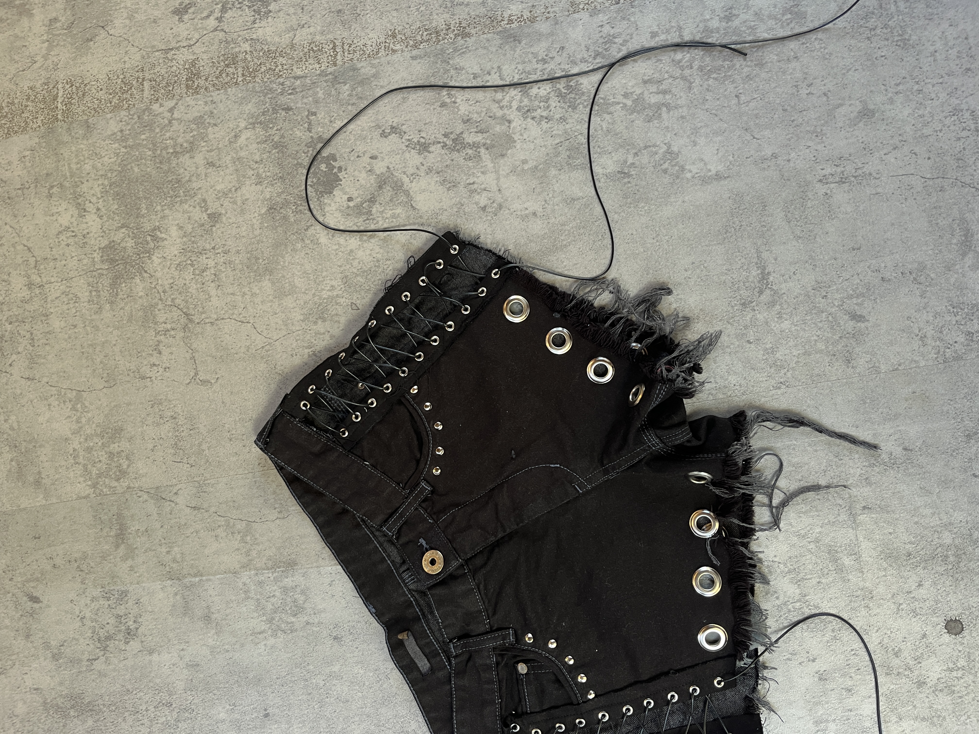 SHORT UPCYCLING | TALLA 40 3