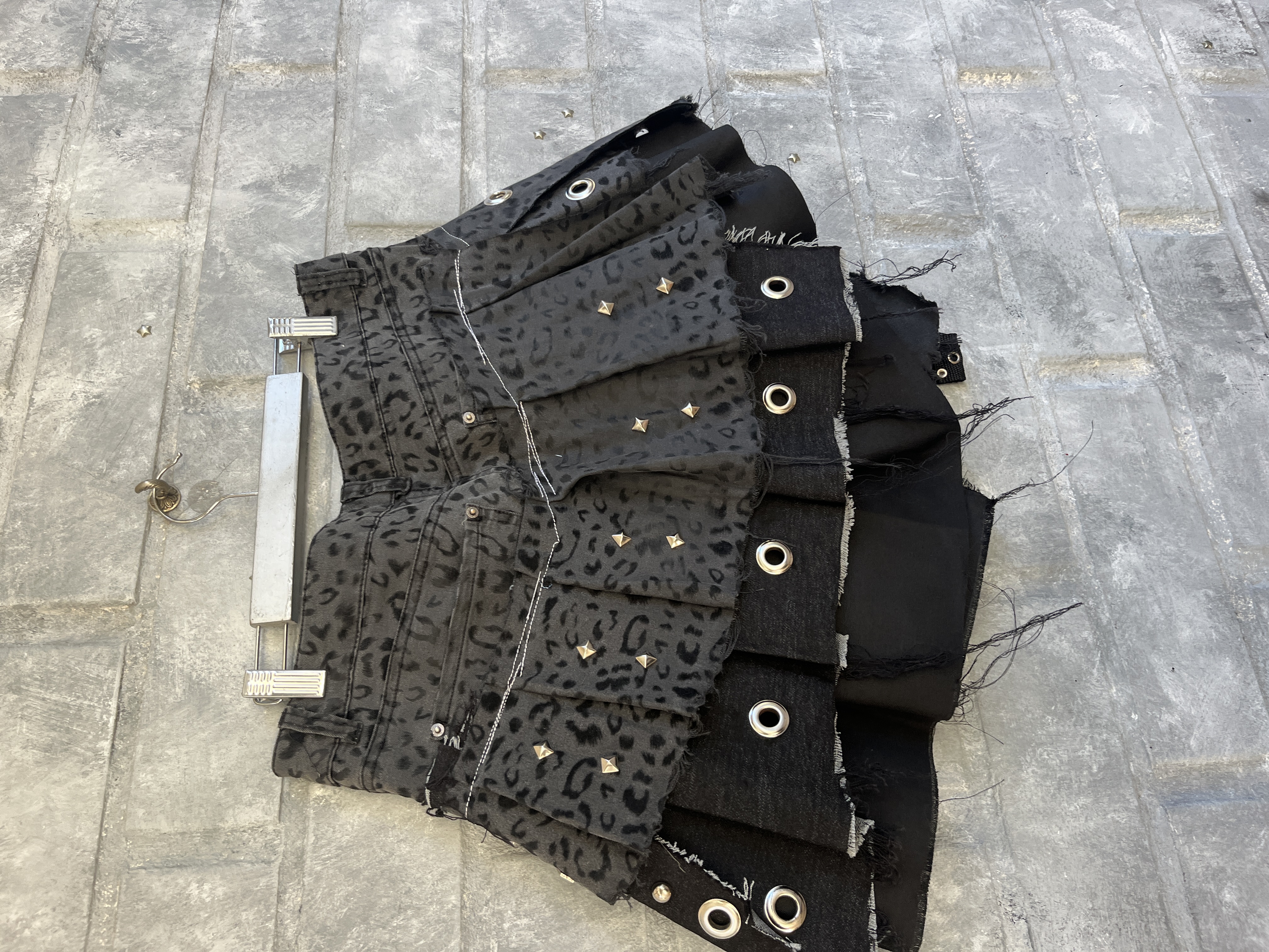 UPCYCLING SKIRT | SIZE 42 4