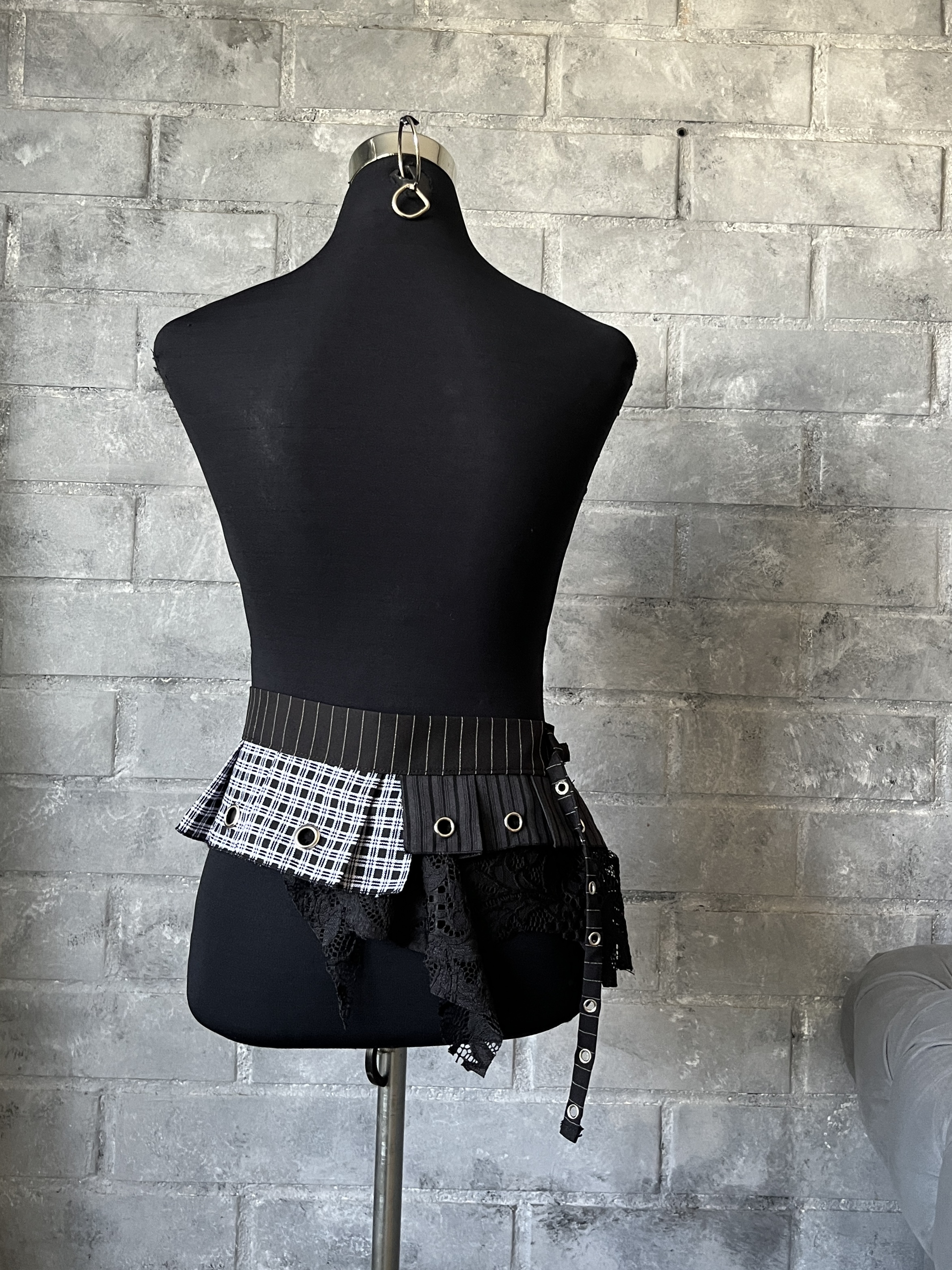 FALDA CINTURÓN | TALLA L 4