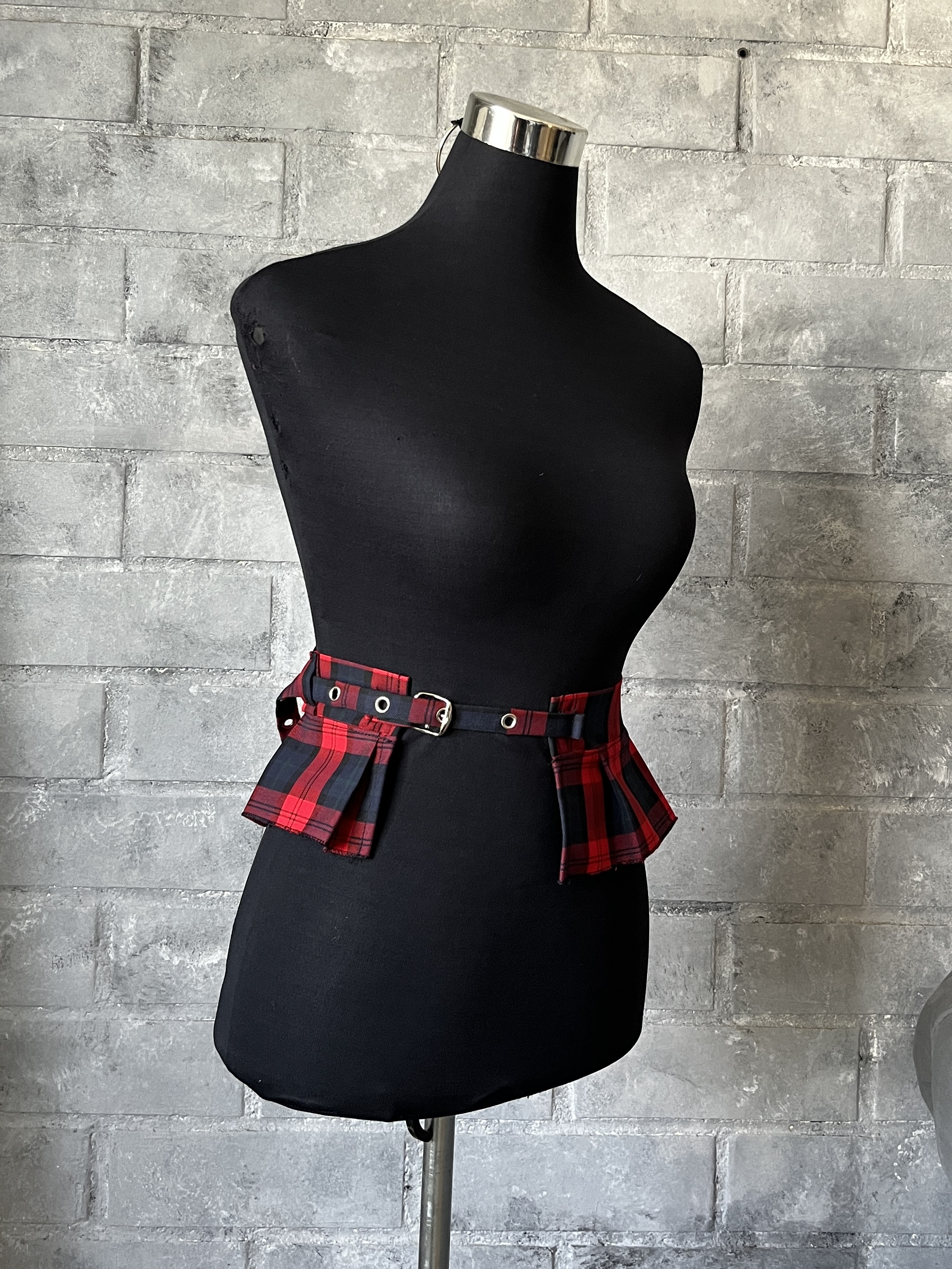 FALDA CINTURÓN | TALLA M 3