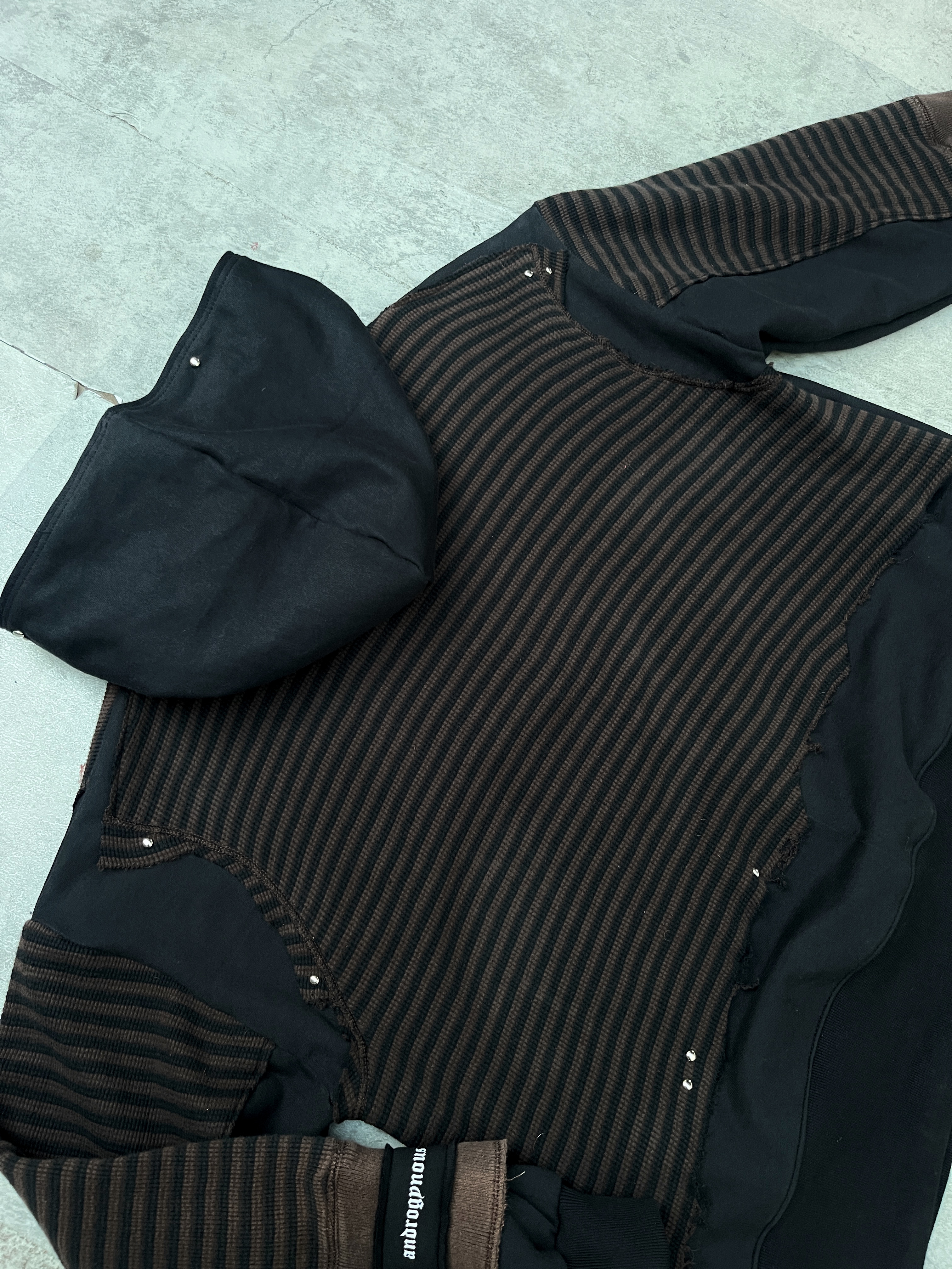 POLERON ANDROGYNOUS | TALLA L |  PIEZA EXCLUSIVA 4