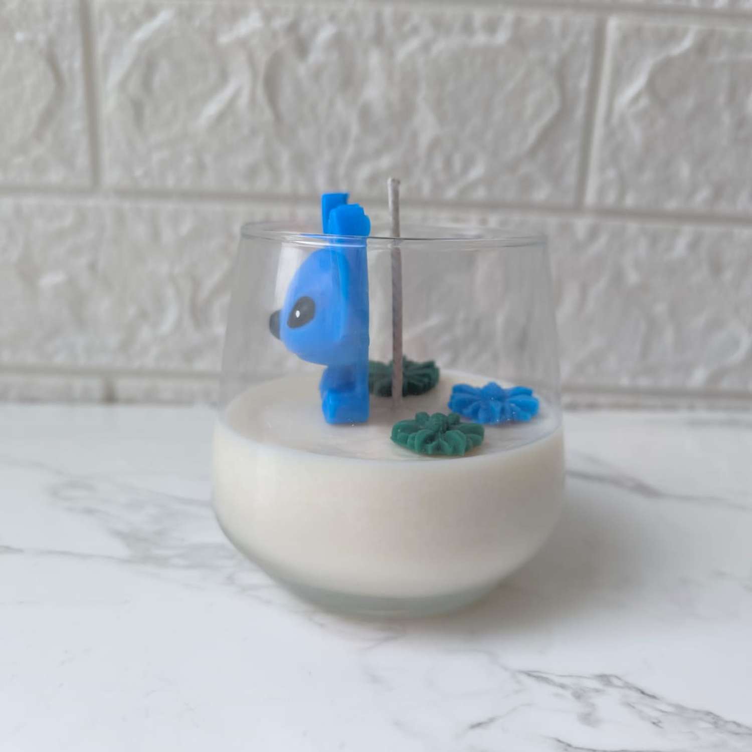 Vela aromática “Stitch“ 3