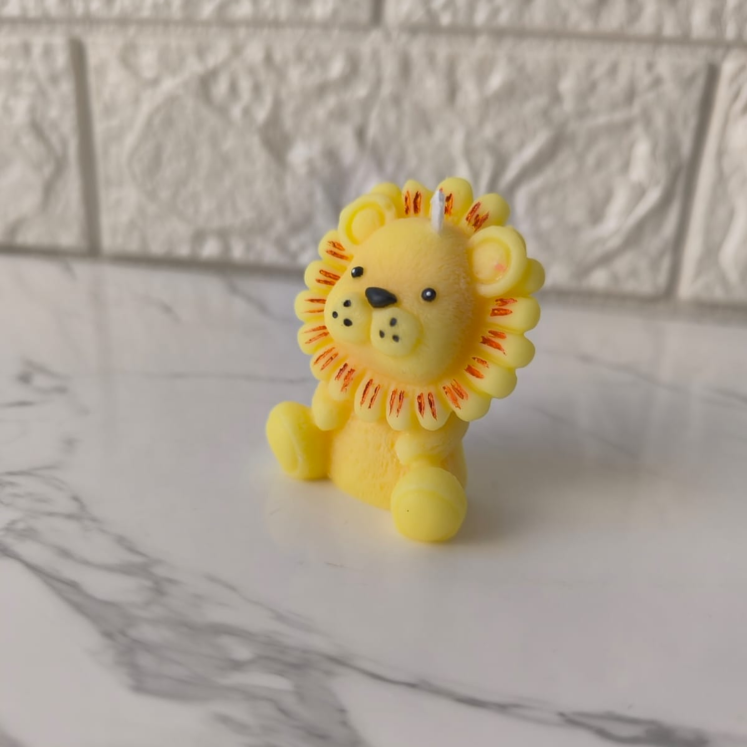 Souvenir “Leoncito“  4