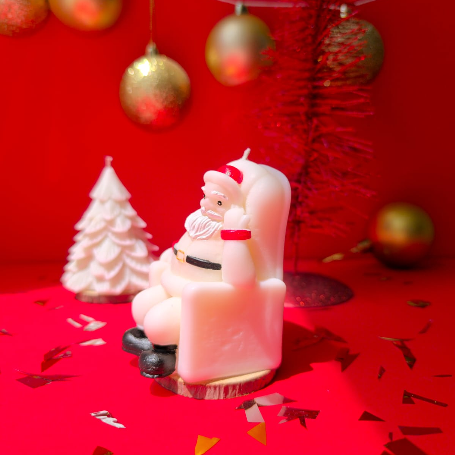 Vela decorativa “Viejito Pascuero sentado” 4