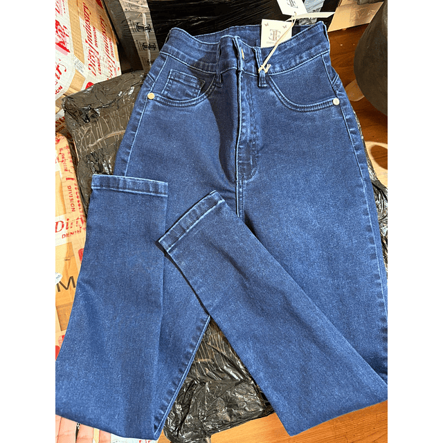 JEANS EMMA AZUL EMPO 36 AL 48 